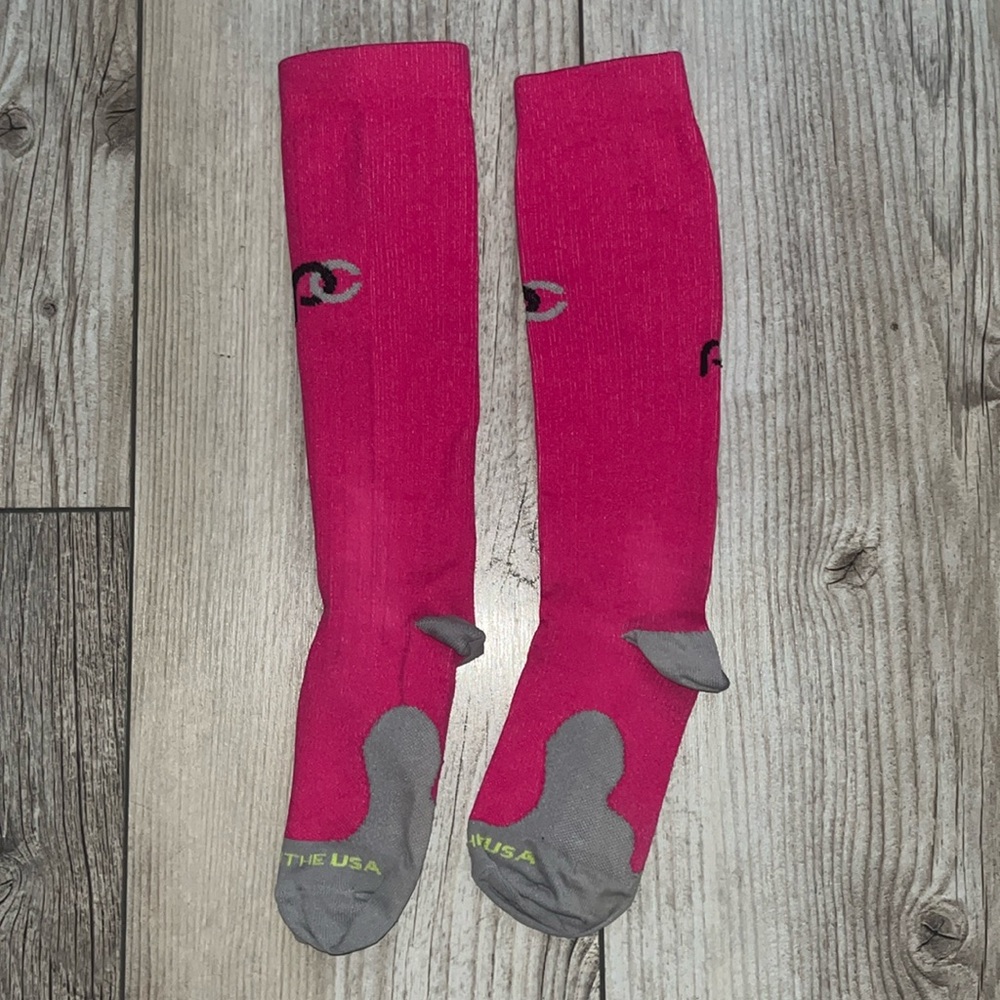 Pro compression knee-high socks